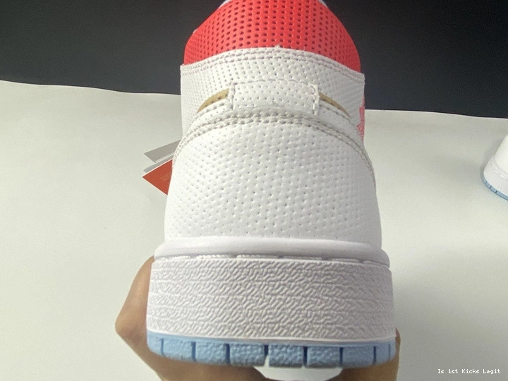 1 Sesame Mid - SE CZ0774-200 Jordan (W) 0920